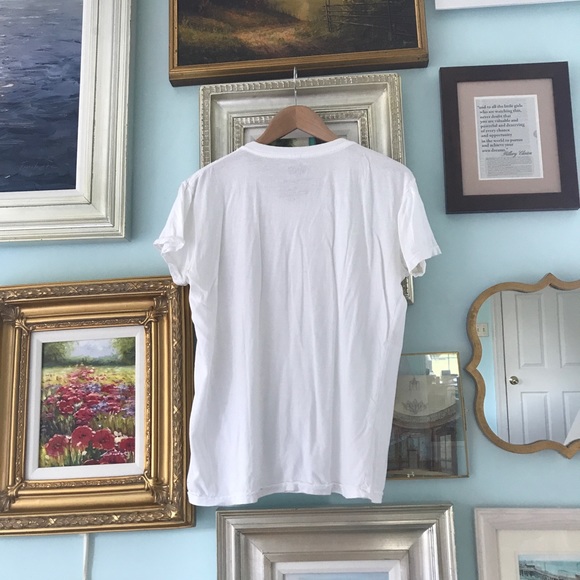 Serengetee white v-neck ikat pocket t-shirt - Picture 6 of 6